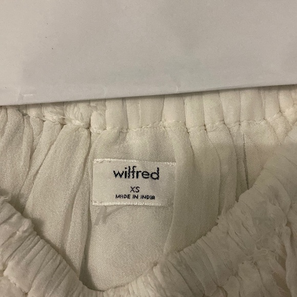 Aritzia top by Wilfred, extra small, white off the shoulder - Picture 2 of 2